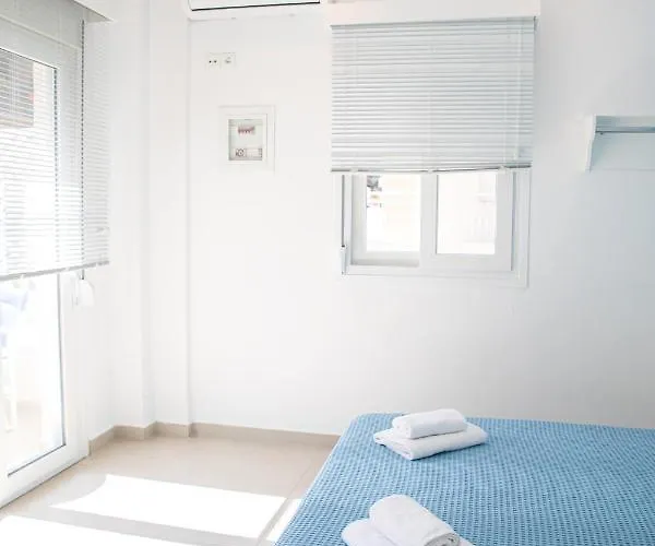 Central Apartments * Σταυρός